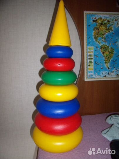 Игрушка Хагги Вагги Пирамида