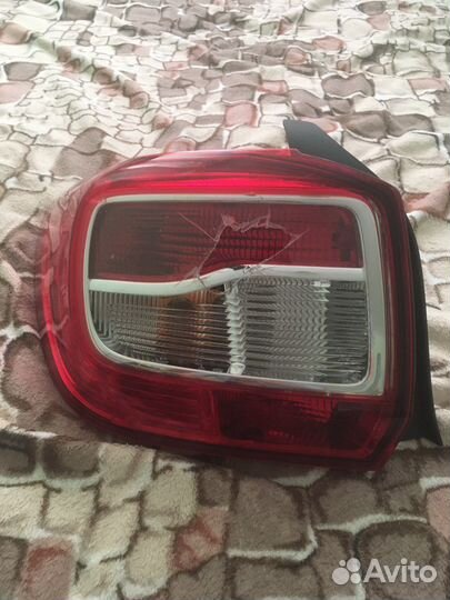 Задний левый фонарь рено логан2