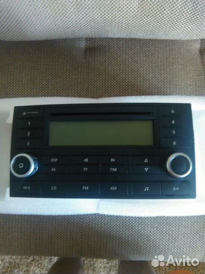 Штатная мультимедийная система vw touareg 2007