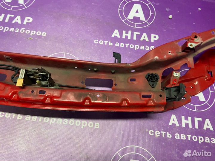 Рамка радиатора передняя D257 Volvo S40 2009