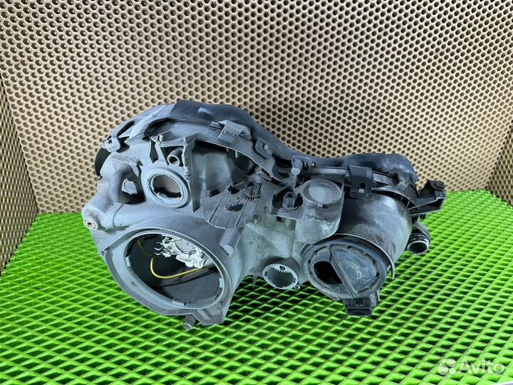 Фара левая Mercedes-Benz CLK w208