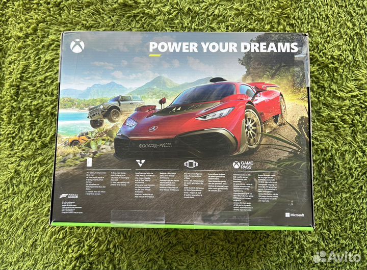 Игровая приставка Xbox Series X новая