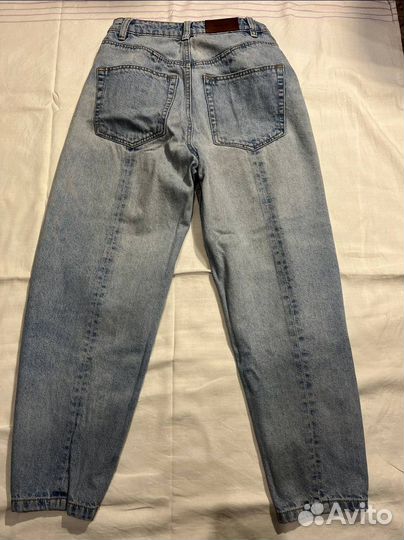 Джинсы бананы женские