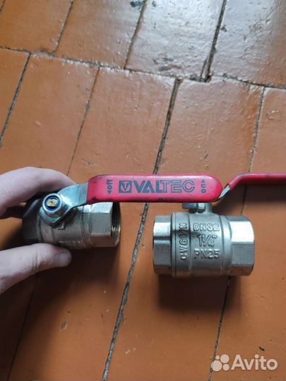 Кран шаровый 1 1/4