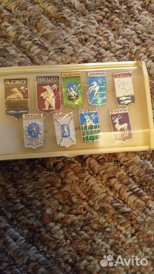 Значки СССР 1973г города набор