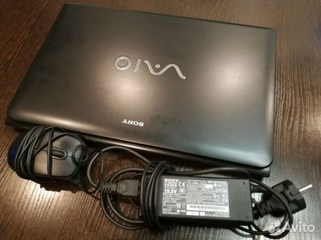 Sony vaio SVE151D11V