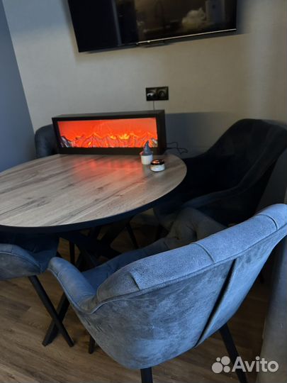 Стол и стулья бу