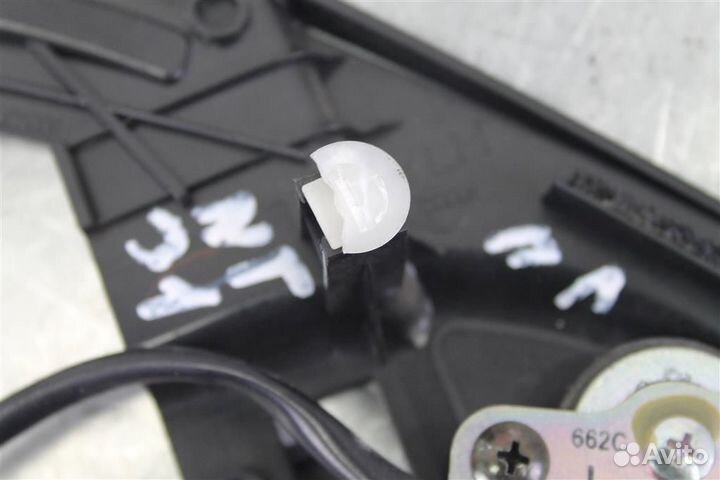 Накладка зеркала левого Nissan Teana J31 2006-2008