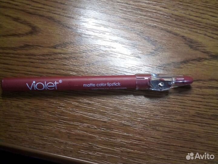 Подводки для губ