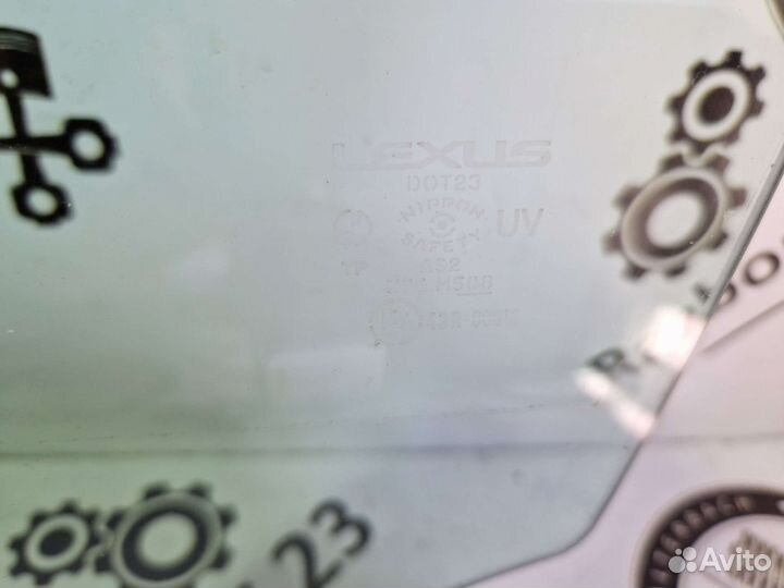 Стекло двери переднее левое для Lexus IS250