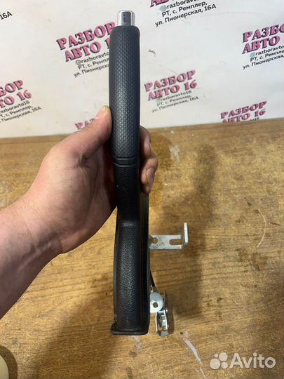 Ручник Hyundai Solaris