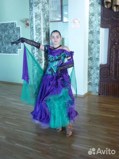 Платье для бальных танцев