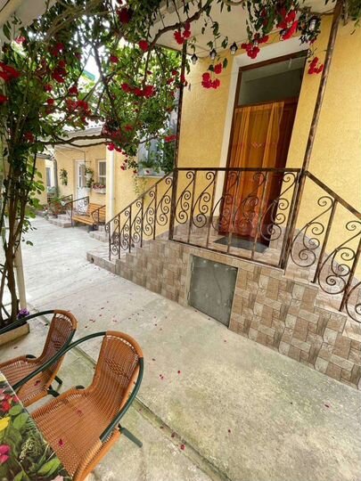 Дом 100 м² на участке 1 сот.