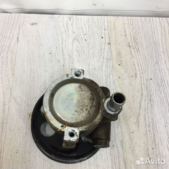 Насос гур гидроусилителя руля Renault duster