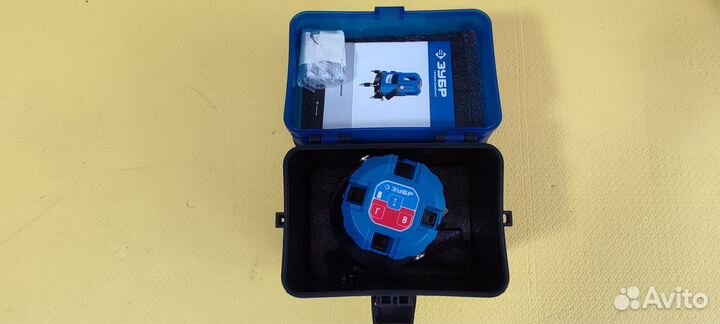 Лазерный линейный нивелир Зубр крест 55 профессион