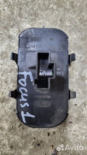 Блок стеклоподъемников Ford Focus хэтчбек 2L zetec