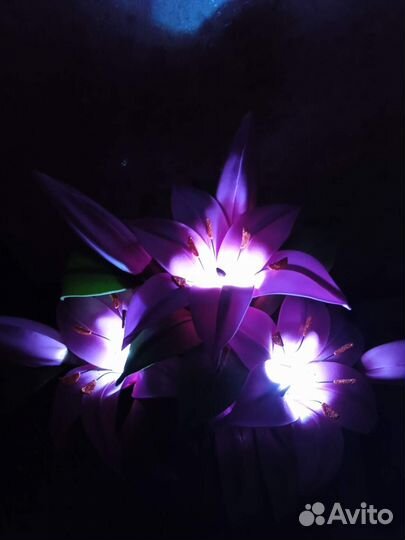 Светильник лилия