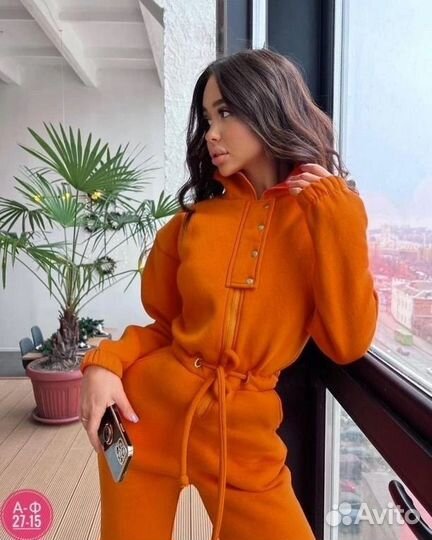 Комбинезон женский