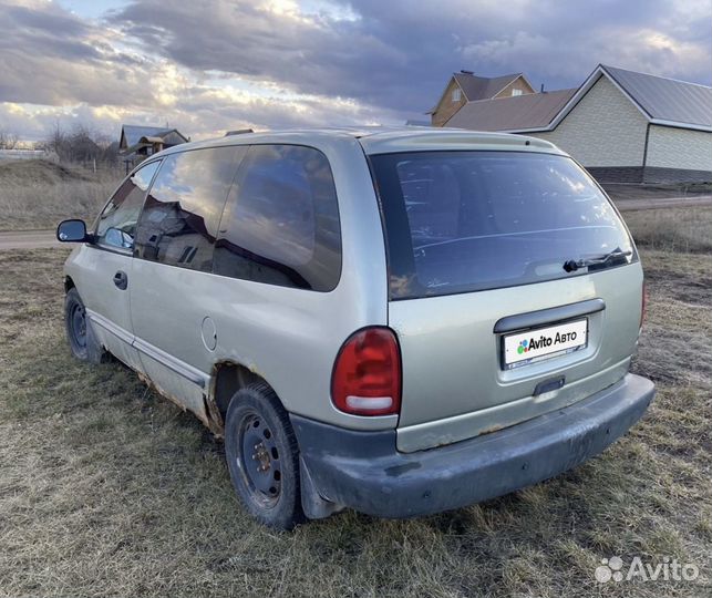 Додж караван Крайслер Вояджер