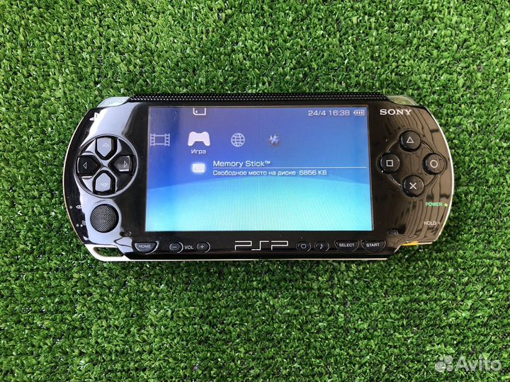 Sony PSP FAT 1004 Playstation Portable Комплект