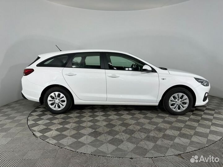 Hyundai i30 1.5 AT, 2023, 50 км