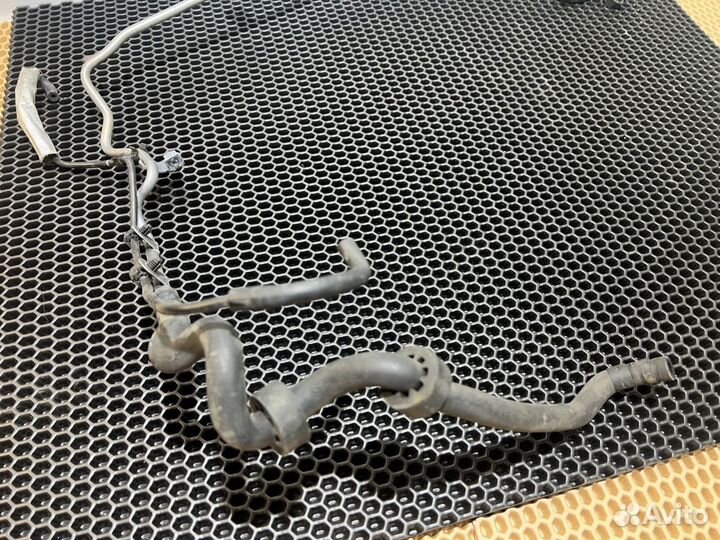 Трубка системы охлаждения Volkswagen Tiguan 1 5N