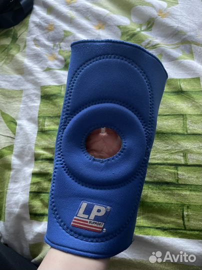 Наколенник (суппорт колена) LP support