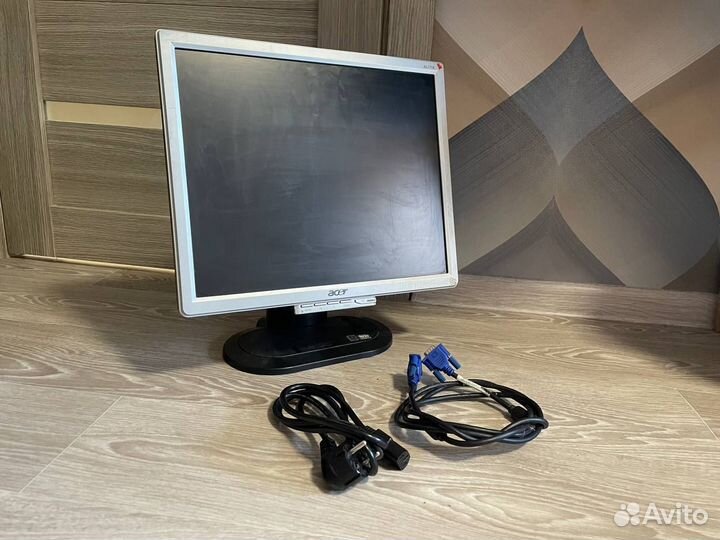 Монитор 19 дюймов acer