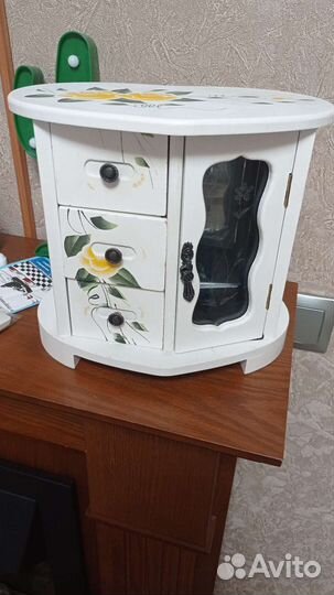 Шкатулка для украшений дерево