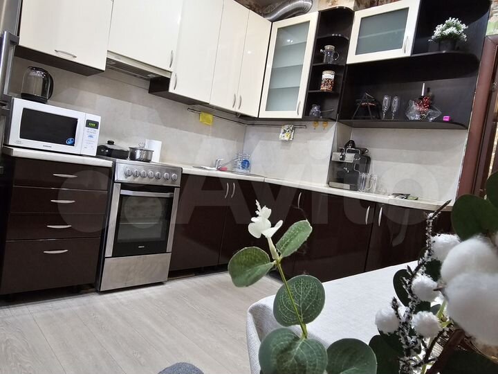 2-к. квартира, 56,4 м², 1/10 эт.