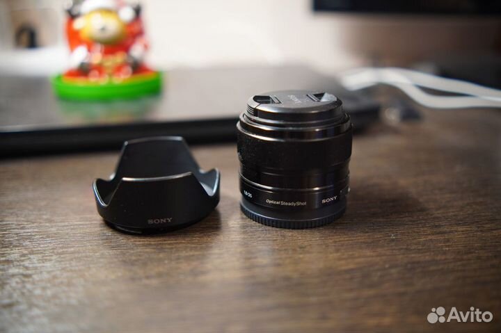 Sony 35mm f 1.8 e-mount