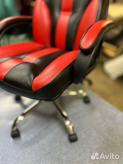 Компьютерное кресло