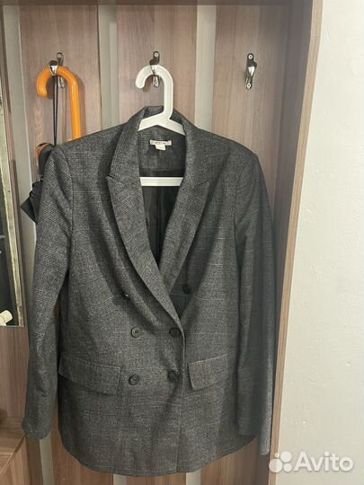 Женские вещи 46 размер и кожанные сумки