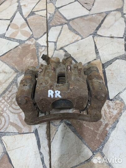 Суппорт тормозной задний Kia Ceed Ed хэтчбэк 1.6