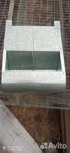 Бункерная кормушка для кроликов