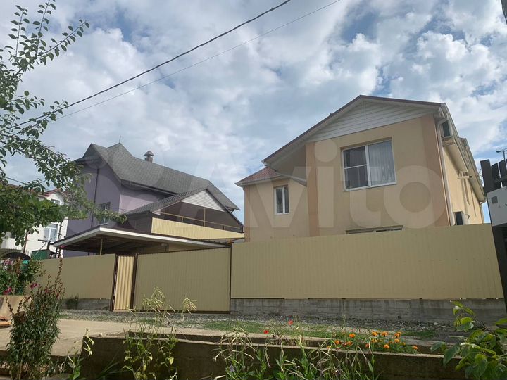 Дом 276,3 м² на участке 6,7 сот.