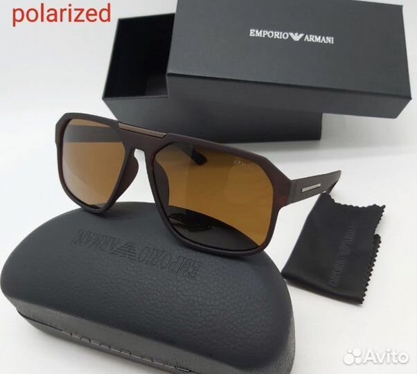 Солнцезащитные очки emporio armani