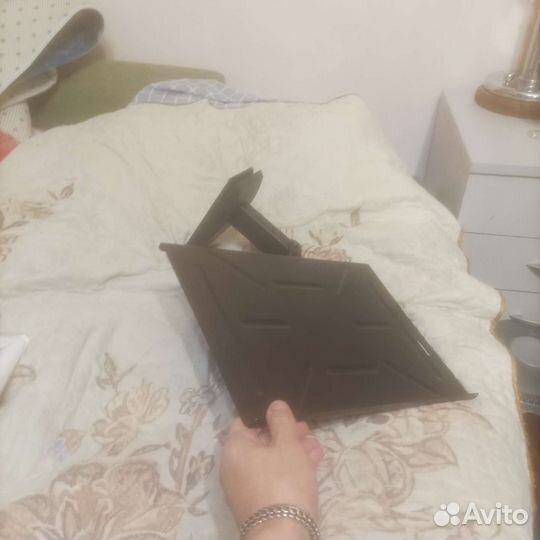 Кронштейн полка для телевизора