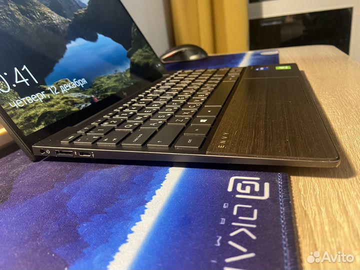 Ноутбук HP Envy 13'