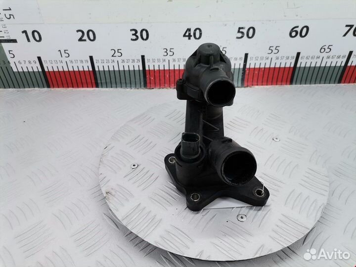 Корпус термостата для Volkswagen Polo 5 03C121111B