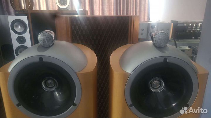 KEF Reference 201