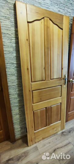 Дверь деревянная бу