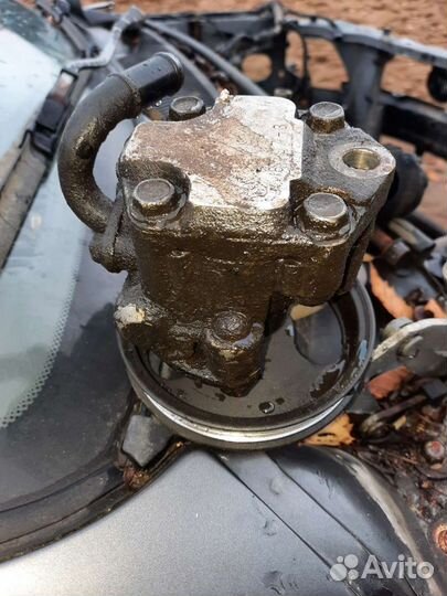 Насос гура Киа Рио 1 1.3