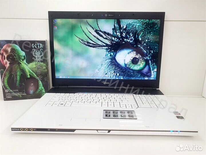 Большой Asus 18.4