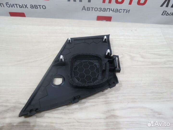 Решетка динамика торпедо правая Nissan Teana J32