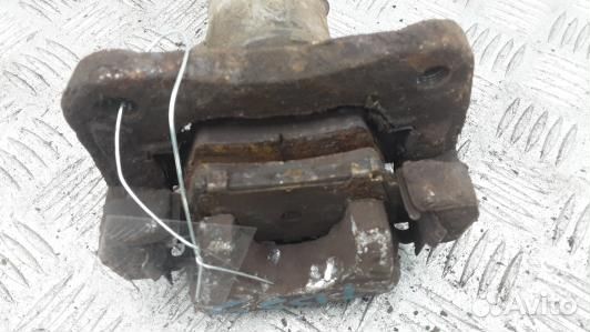 Суппорт тормозной задний правый toyota RAV 4 ZSA3