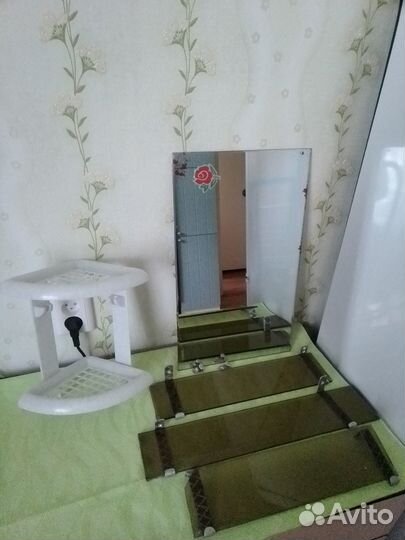 Полочки в ванную