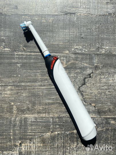Зубная щетка oral b
