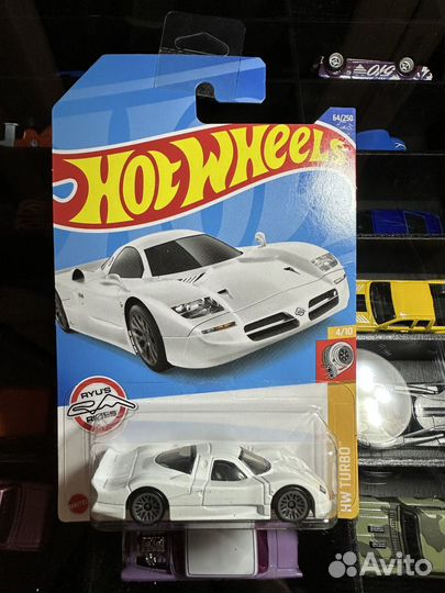 Hot Wheels nissan R390 GT1