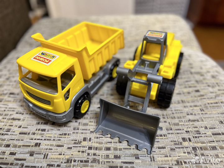 Машинки полесье